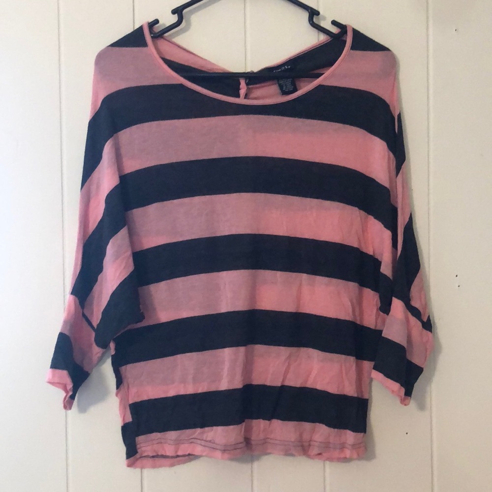 RUE 21 Slouchy Tee with Cutout Back